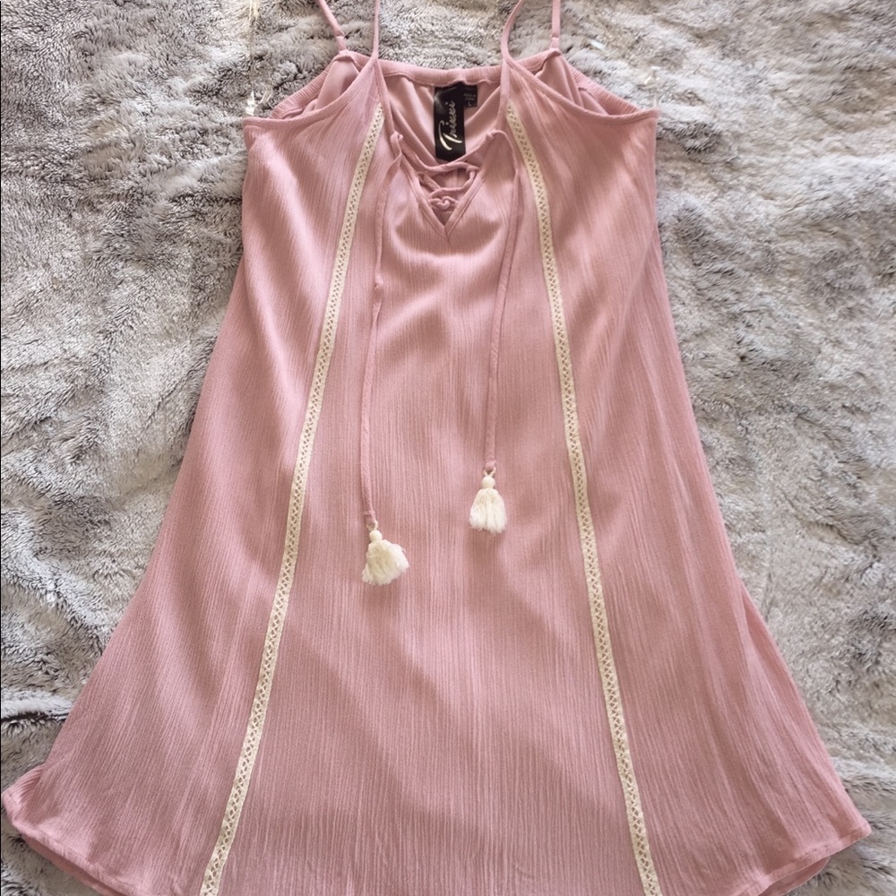 Trixxi dress